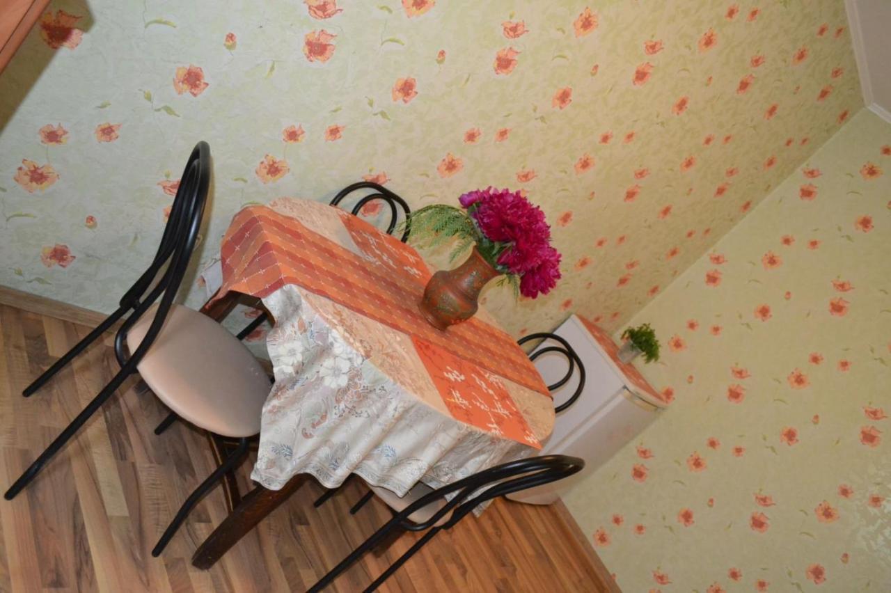 Квартира Двохкімнатна Фонтан Apartment Camenița Exterior foto