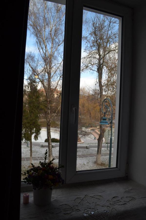 Квартира Двохкімнатна Фонтан Apartment Camenița Exterior foto
